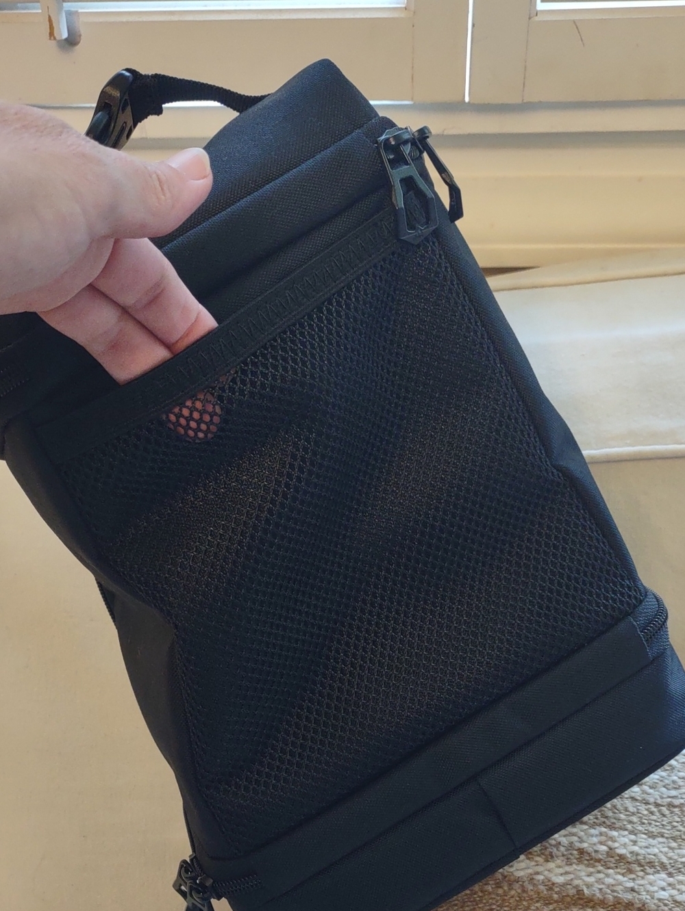 NWT Adidas Excel 2 Lunch Bag black with white stripes - Picture 2 of 3